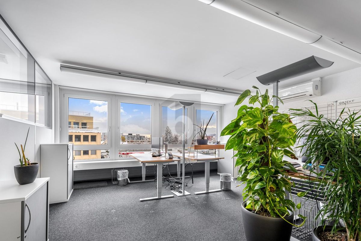 MODERNE RÄUME AN ZENTRALER LAGE - 0
