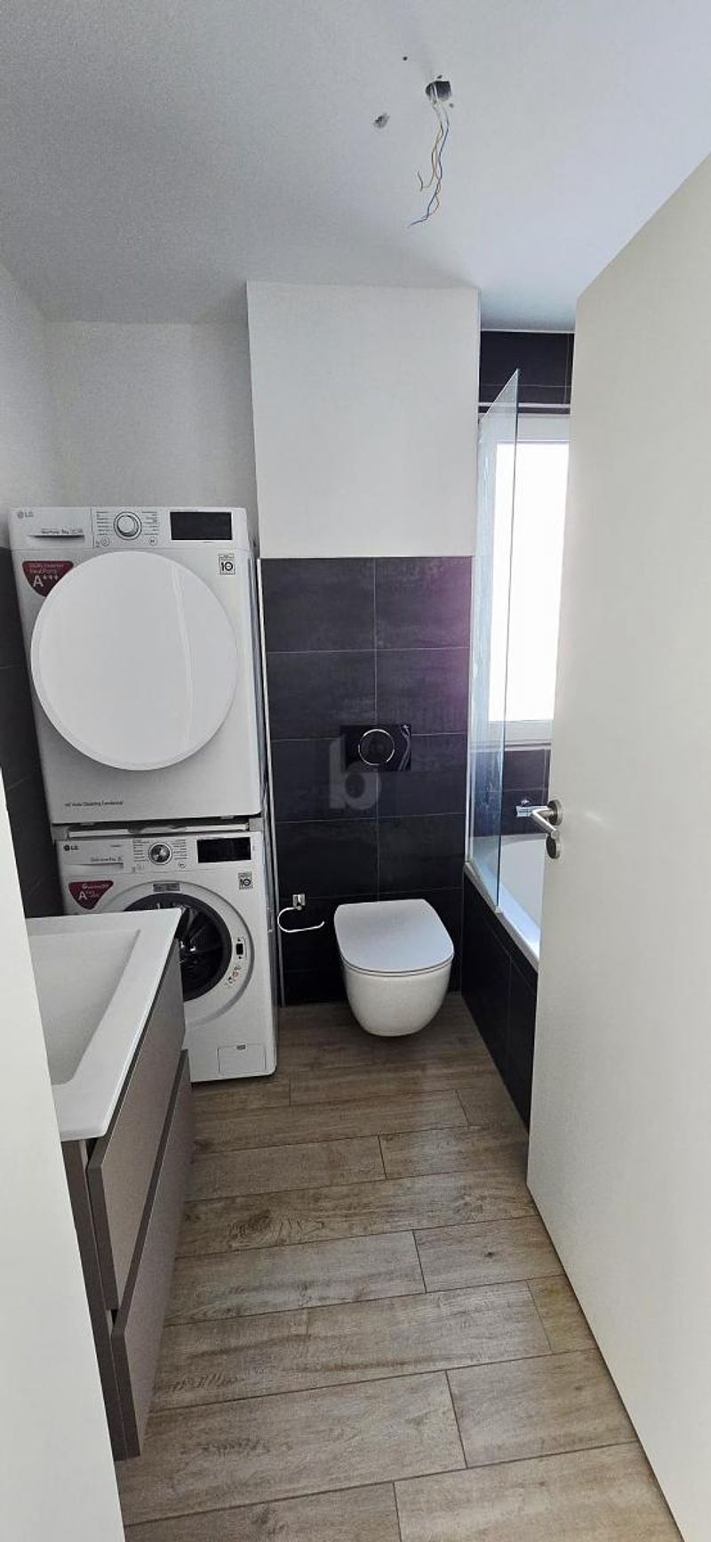 APPARTEMENT MAGNIFIQUE AVEC ROOFTOP - 4