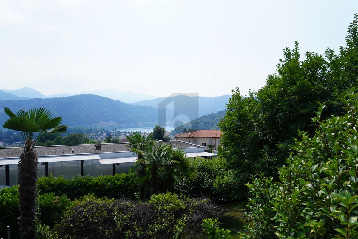 CON GIARDINO E PISCINA - 3