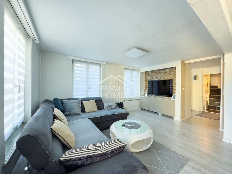 EIN ZUHAUSE MIT CHARAKTER - 1