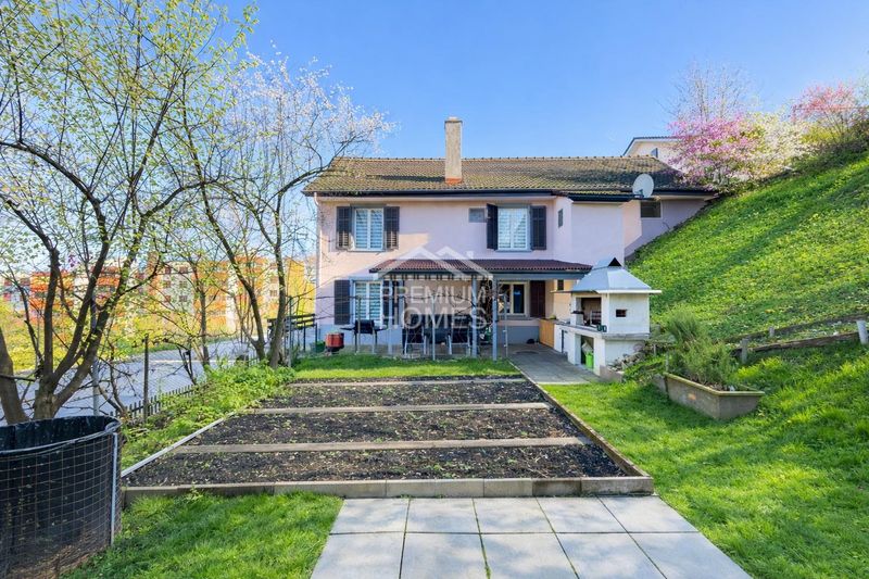 EIN ZUHAUSE MIT CHARAKTER - 2