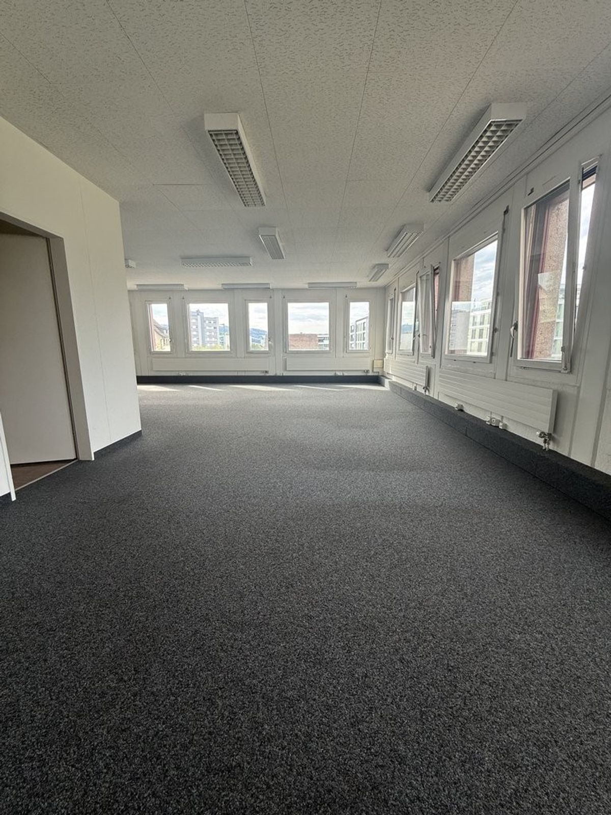 208 m2 Bürofläche im Zentrum von Wohlen - 1