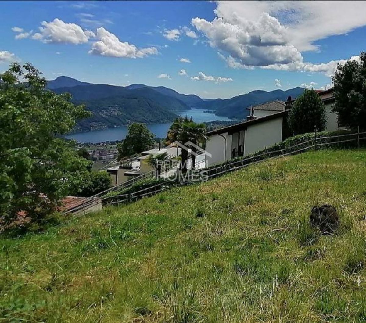 Traumgrundstück mit Weitblick -  Im Tessiner Wohnparadies - 1