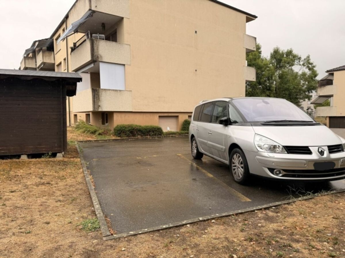Frick / Aussenparkplatz - 2
