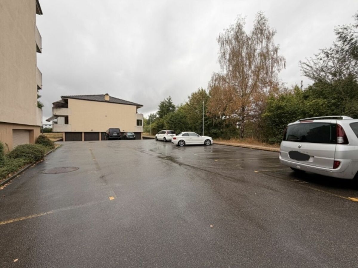 Frick / Aussenparkplatz - 3
