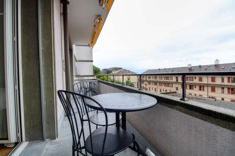 Lakeside Coliving Haven in Lausanne's Avenue de France - 3