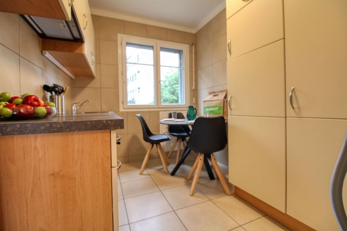 Lakeside Coliving Haven in Lausanne's Avenue de France - 8