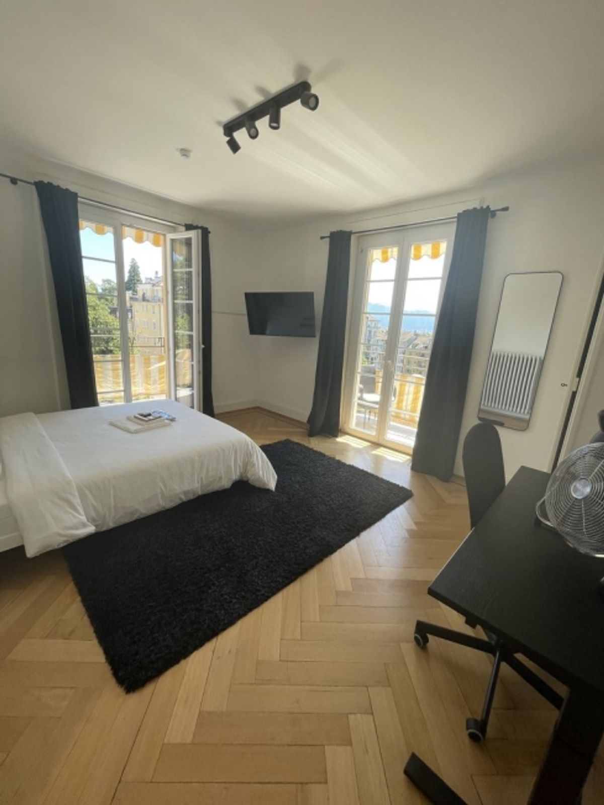 Charmante Wohnung ein paar Meter vom See entfernt – Autsch. - 1