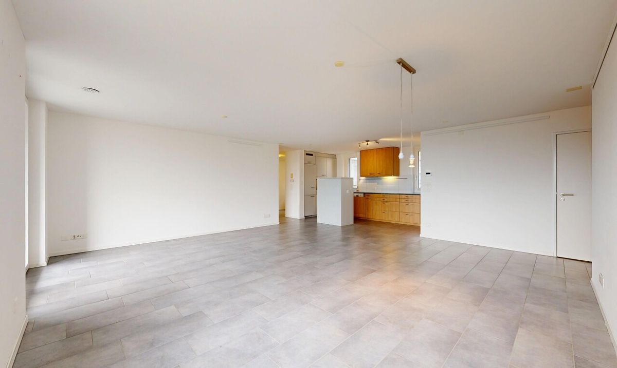 Moderne 5.5-Zi.-Wohnung mit Weitsicht und Balkon - Wil SG - 4