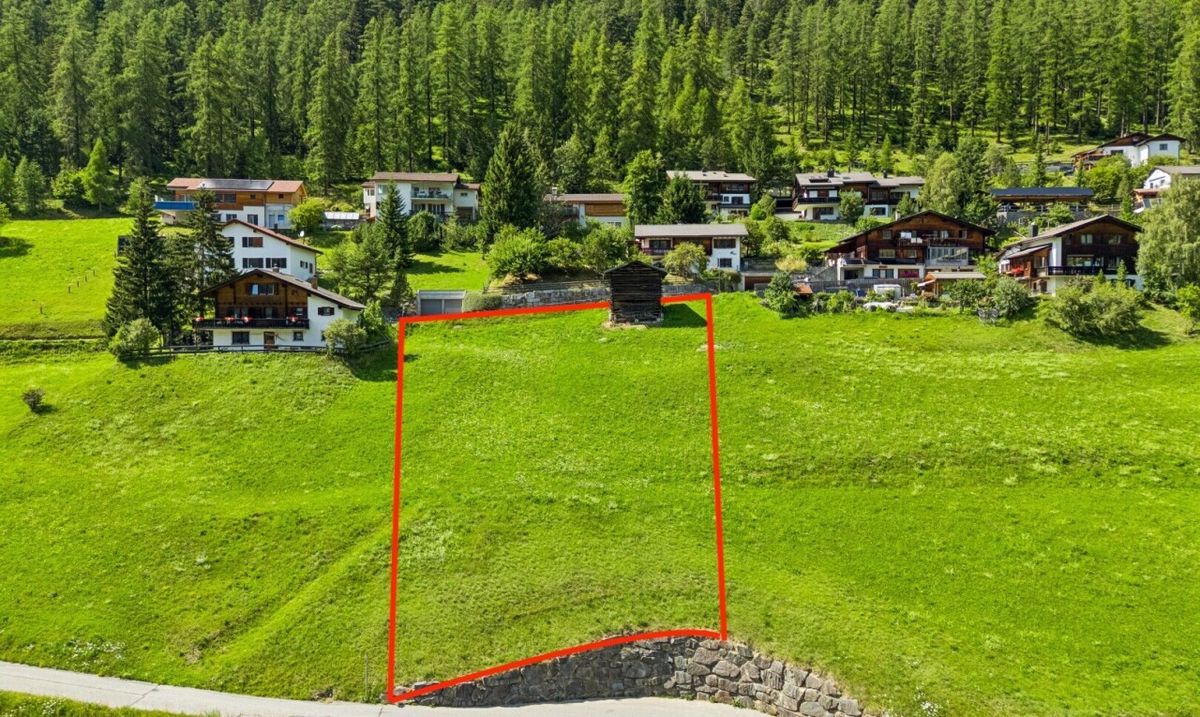 Grosszügiges Grundstück mit Baulandanteil in Davos Wiesen - 3