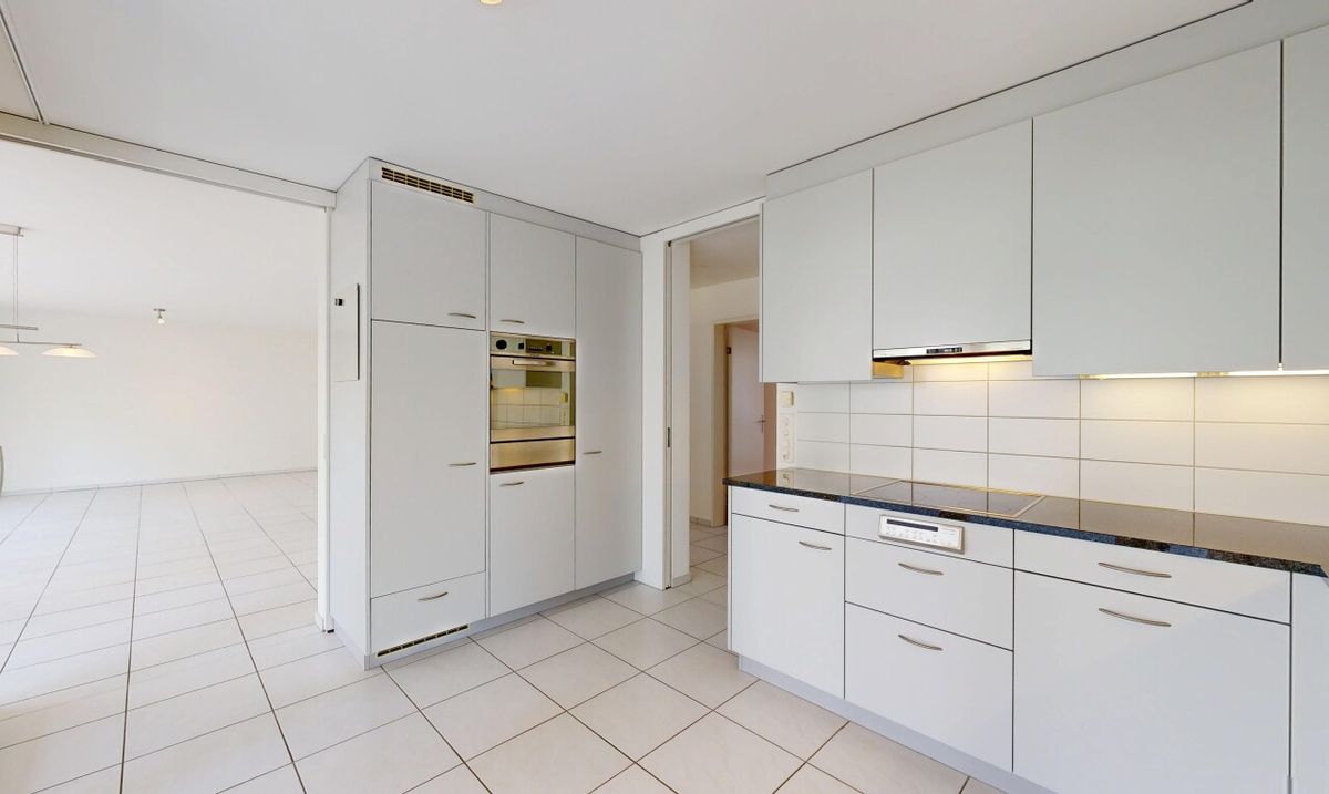 Grosszügige Eigentumswohnung mit 27 m² Balkon an ruhiger Wohnlage - 8