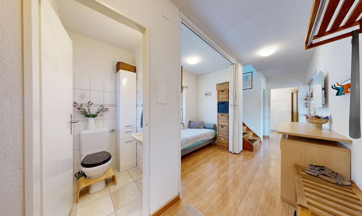 Freistehendes Einfamilienhaus auf grosszügigem Grundstück in Rümlang - 9