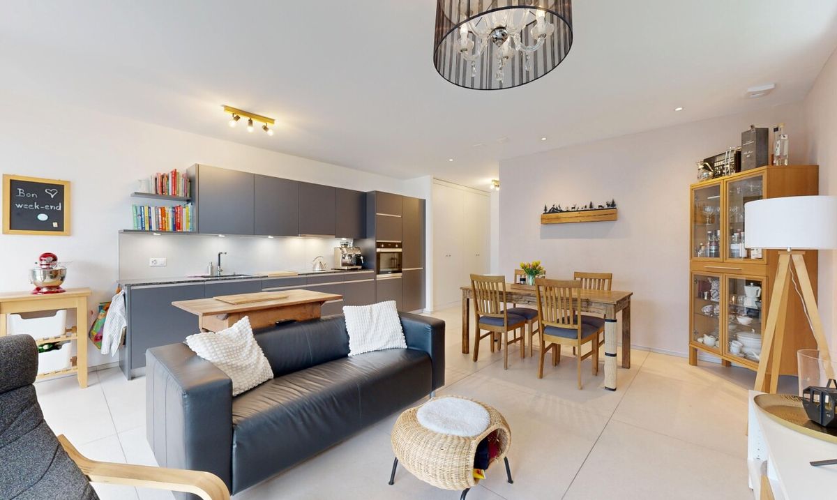 Moderne 3.5-Zimmer-Wohnung mit Panoramablick - 2