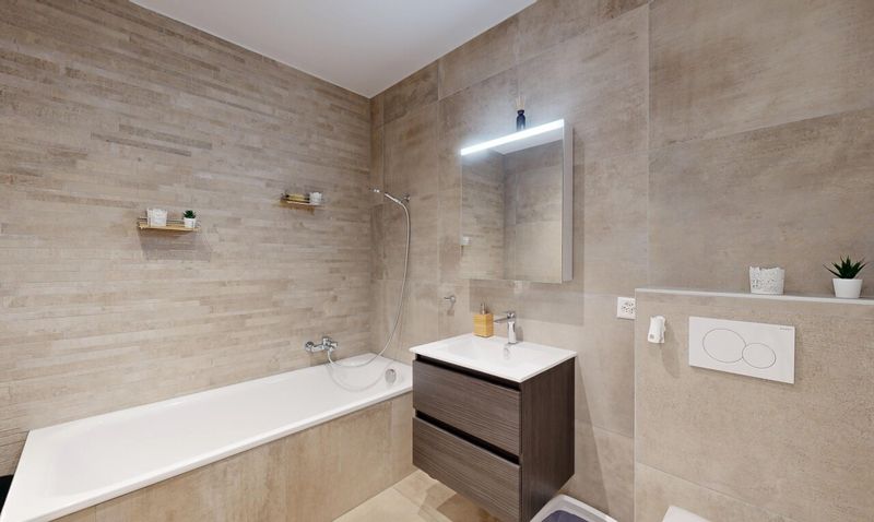 Moderne 3.5-Zimmer-Wohnung mit Panoramablick - 10
