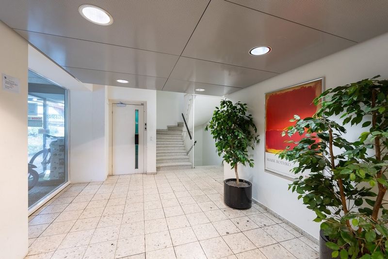 Kleine Bürofläche im Zentrum Oberwil - 3