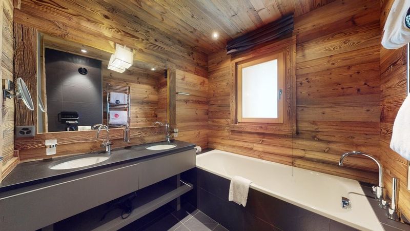 Crans - Chalet de haut standing avec vue imprenable sur les Alpes - 6
