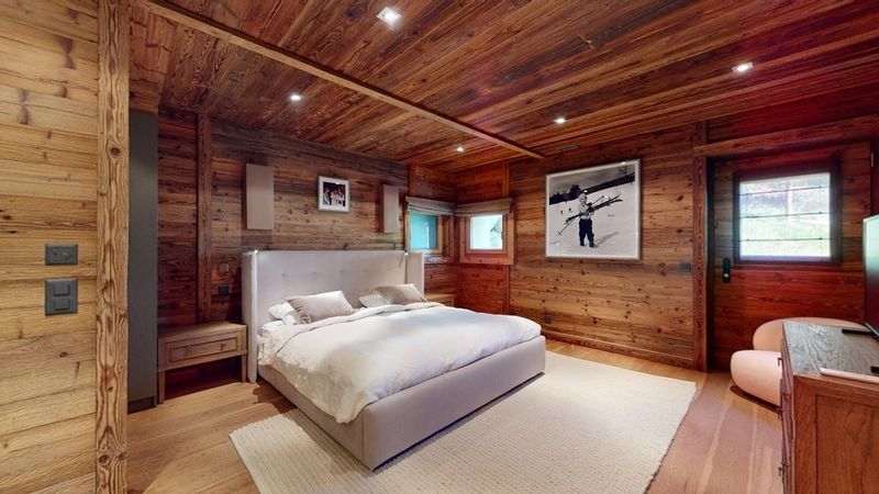 Crans - Chalet de haut standing avec vue imprenable sur les Alpes - 9