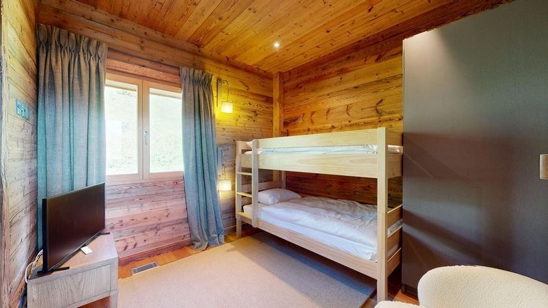 Crans - Chalet de haut standing avec vue imprenable sur les Alpes - 11