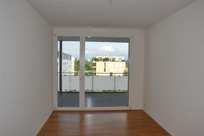Grosszügige und moderne Wohnung an zentrumsnaher Lage - 7