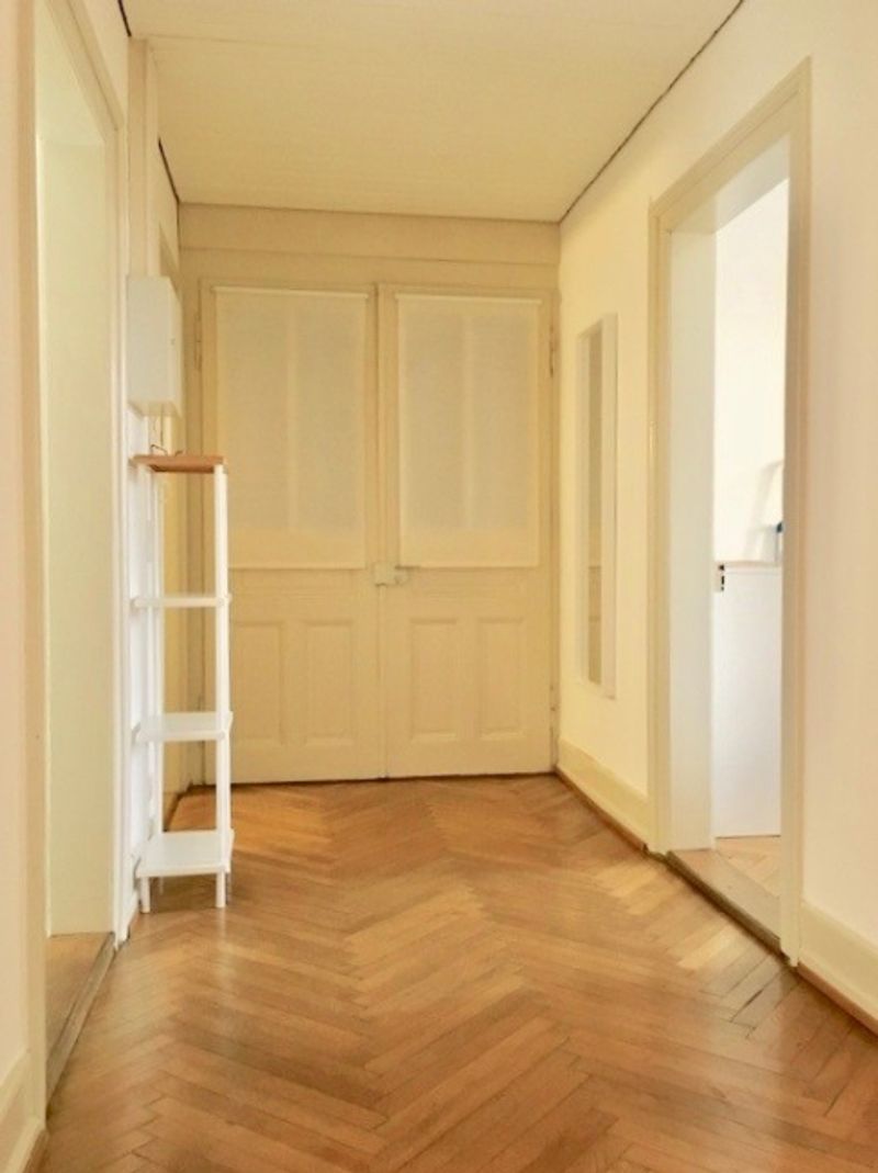 Furnished room in modernised apartment in a top location - 5