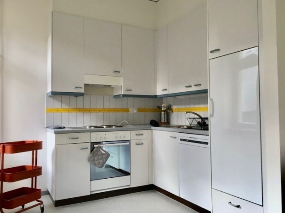 Furnished room in modernised apartment in a top location - 5