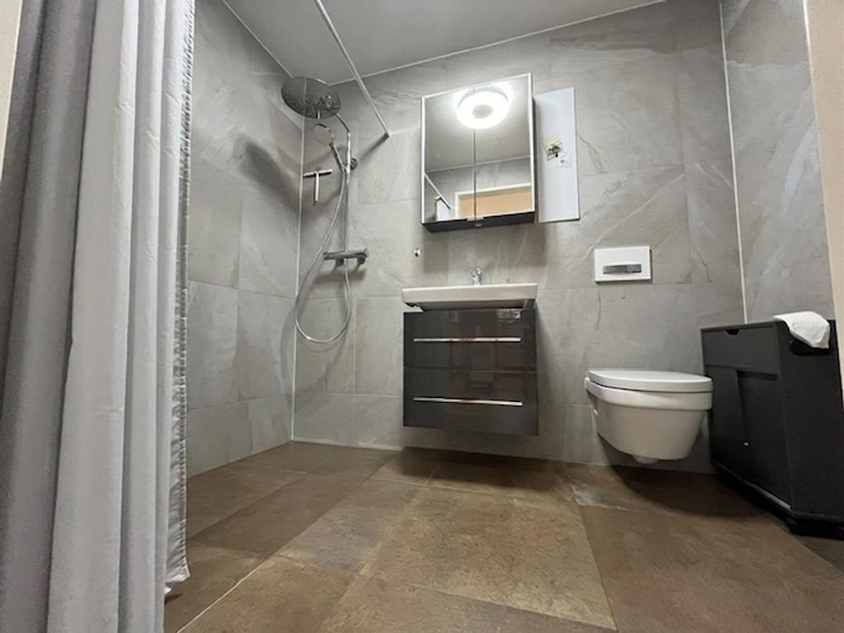 3.5 Zimmer Wohnung - 4