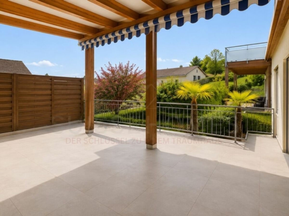 Wohnen mit traumhafter See- und Bergsicht - 2.5-Zimmer-Wohnung mit 35 m² Terrasse in Greppen - 2