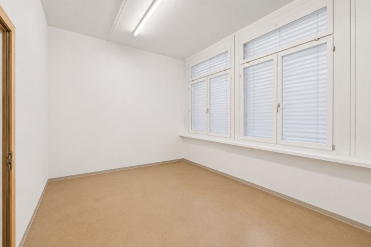 RAUM FÜR IHRE IDEEN - vielseitig nutzbare Gewerbefläche in Zürich Altstetten - 4