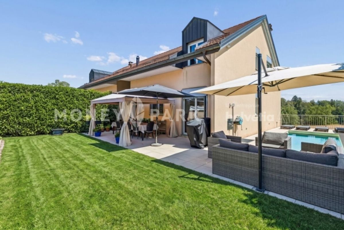 Villa familiale avec piscine à Boussens - 0