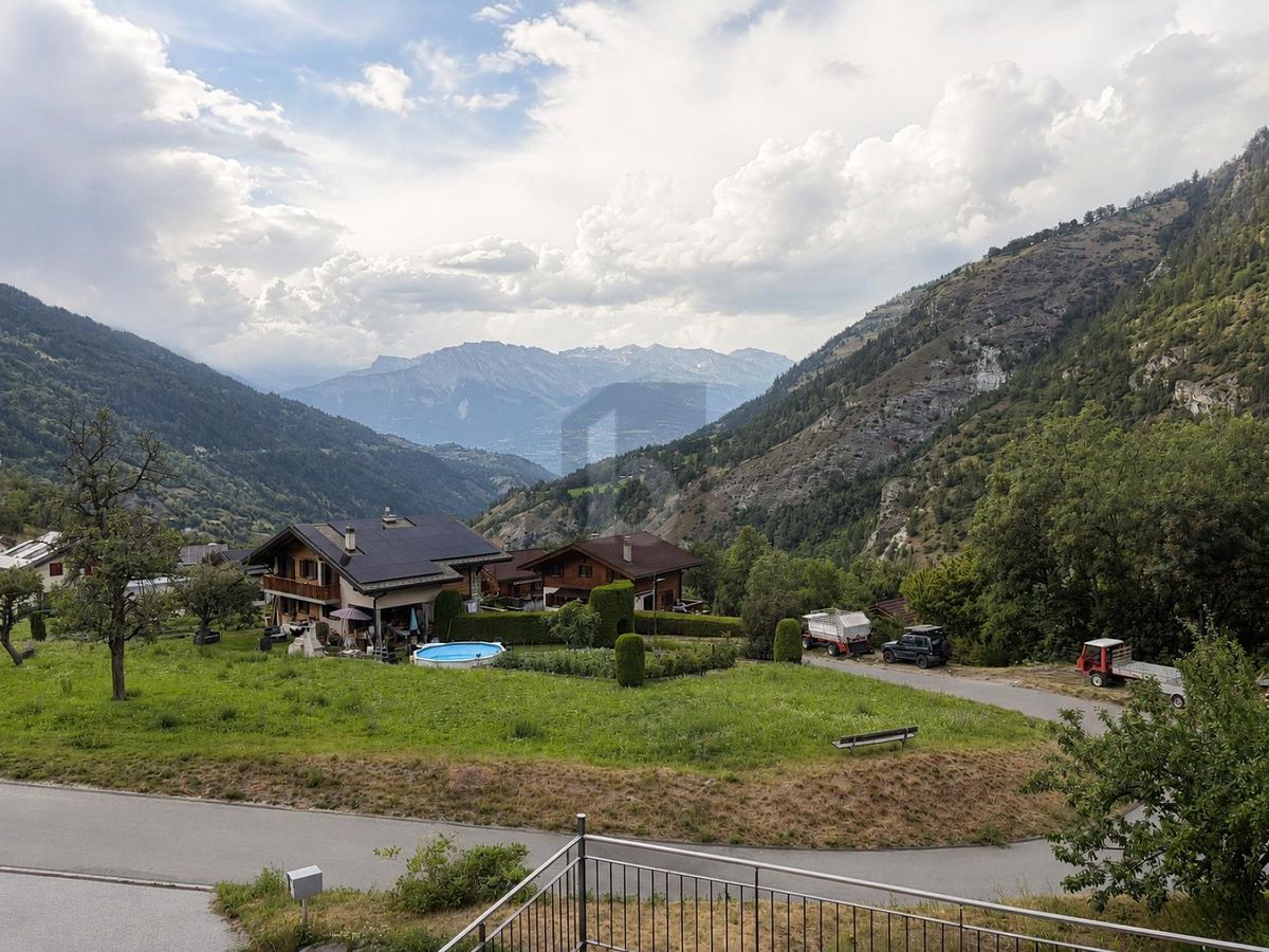 GÉNÉREUSE, LUMINEUSE ET VUE PANORAMIQUE - 1