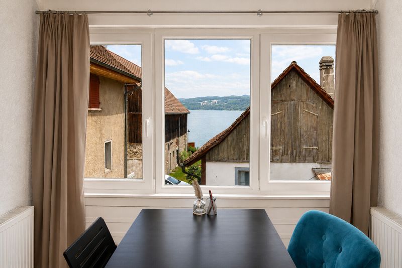Charmante 2-Zimmer-Dachwohnung mit Seesicht in Steckborn. - 1