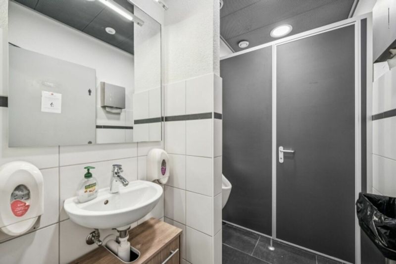 Zürichstrasse 72 Bürofläche mit 174 m² - 4