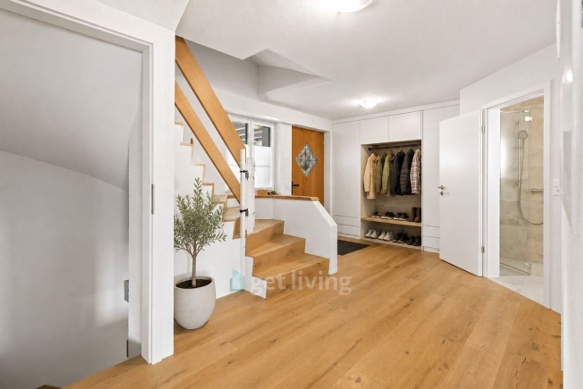 WOHNEN WIE IM EINFAMILIENHAUS - MIT RIESIGEM GARTEN! - 3
