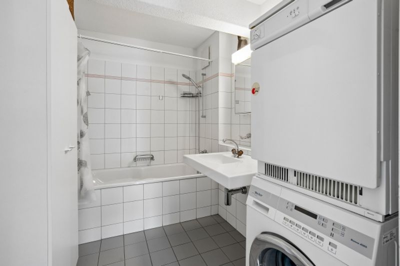 Panoramablick inklusive - Exklusive 2.5-Zimmer-Wohnung in Baden - 8