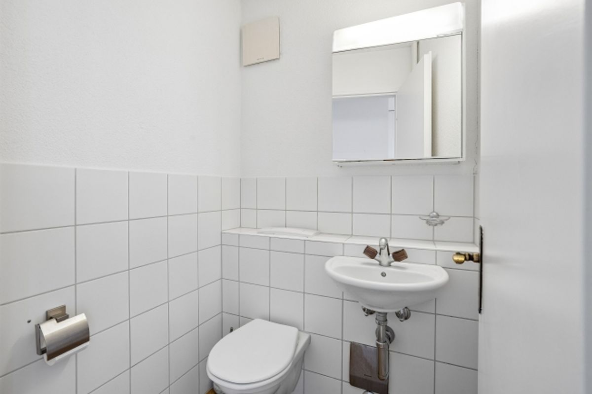 Panoramablick inklusive - Exklusive 2.5-Zimmer-Wohnung in Baden - 11