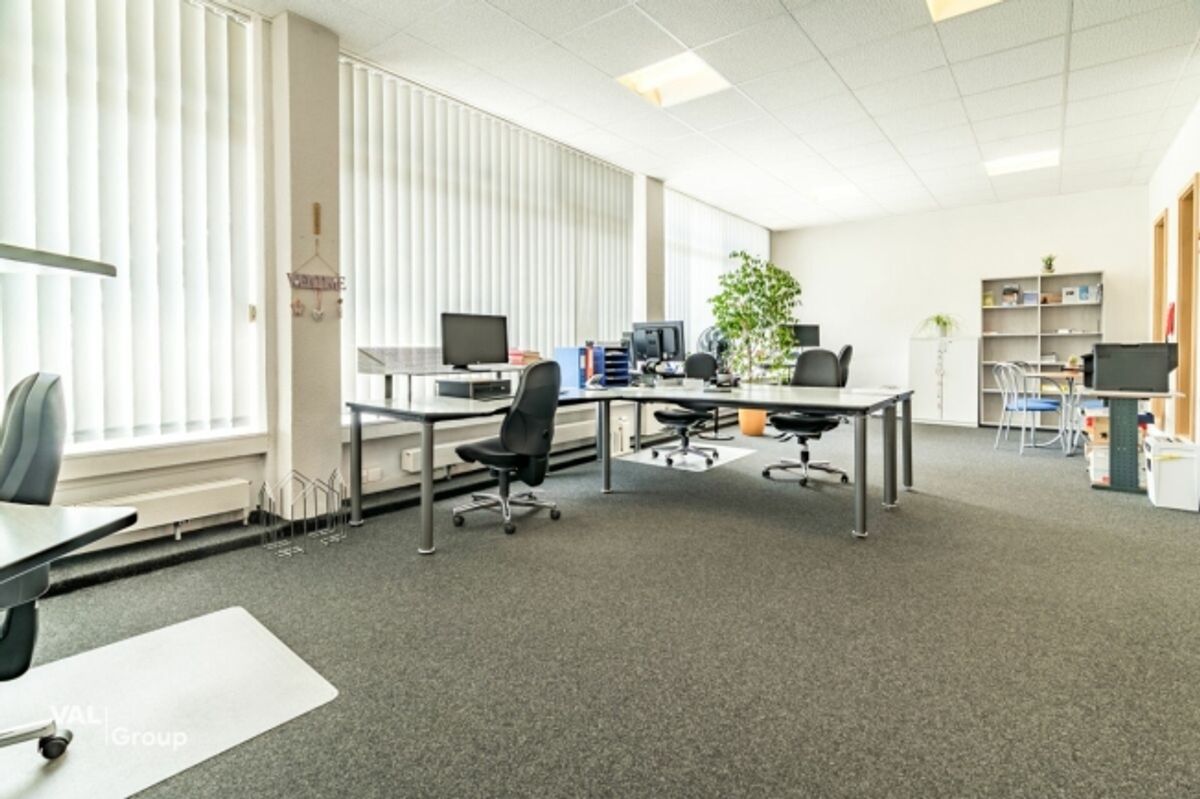 Vielseitige Gewerbefläche an zentraler Lage in Steg - Ihre Ideen finden hier Raum! - 1