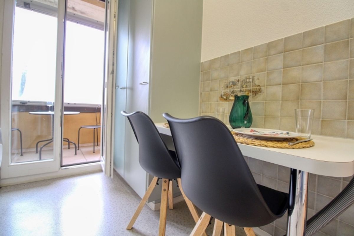 Your Stylish Coliving in Zürich's Vibrant Höngg District - 9