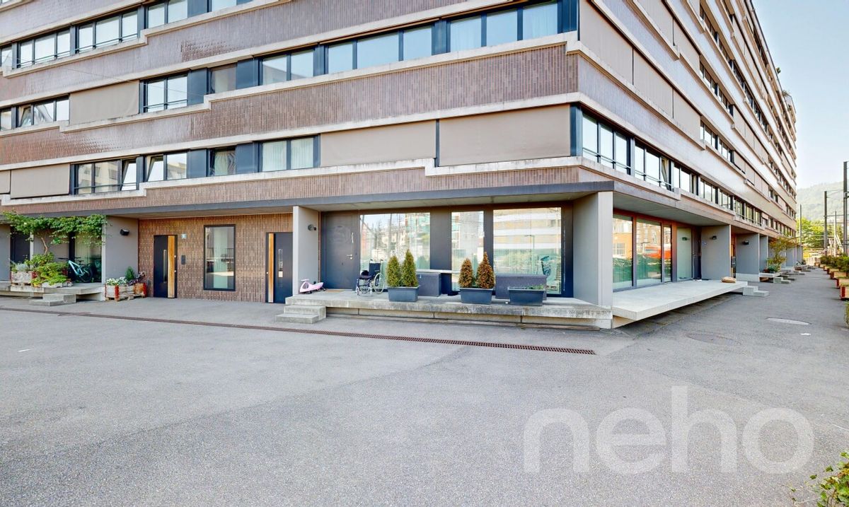 3 Minuten zum HB. Grosszügige Maisonette mit 2 Balkonen - 1