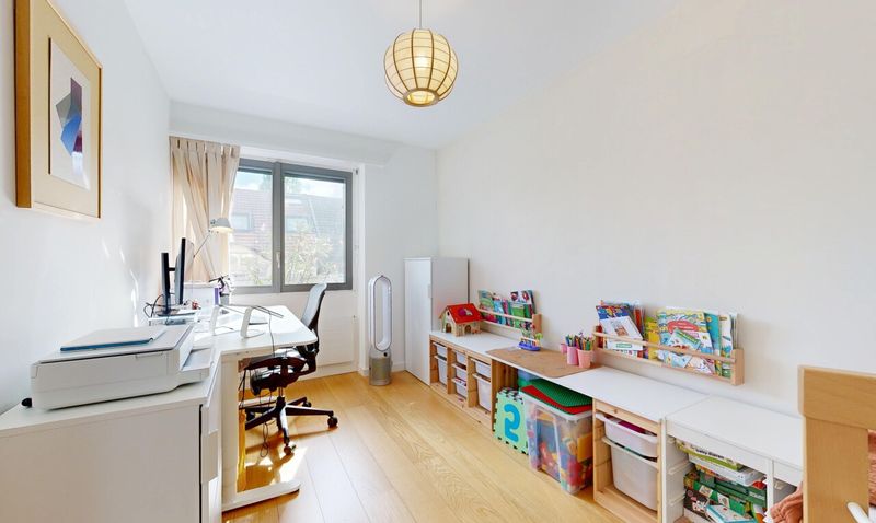 Stilvolle Maisonettewohnung mit Garage im Herzen von Kleinbasel - 8