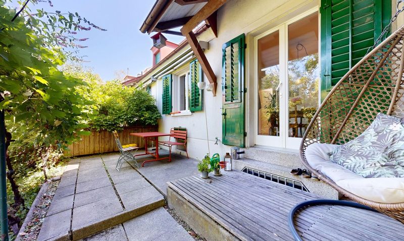 4.5-Zimmer-Reihenhaus mit Garten in begehrter Wohnlage - 10