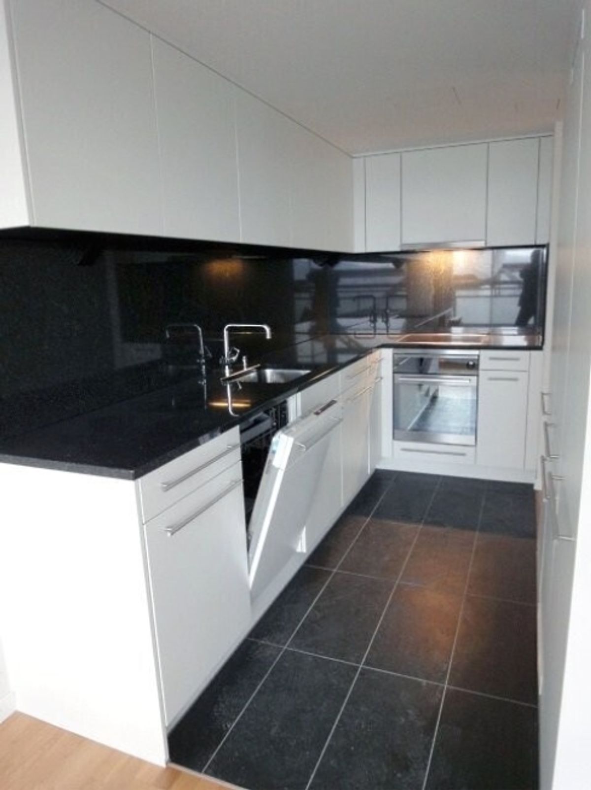 Moderne 3.5-ZW im 5. OG à 71 m² - 1