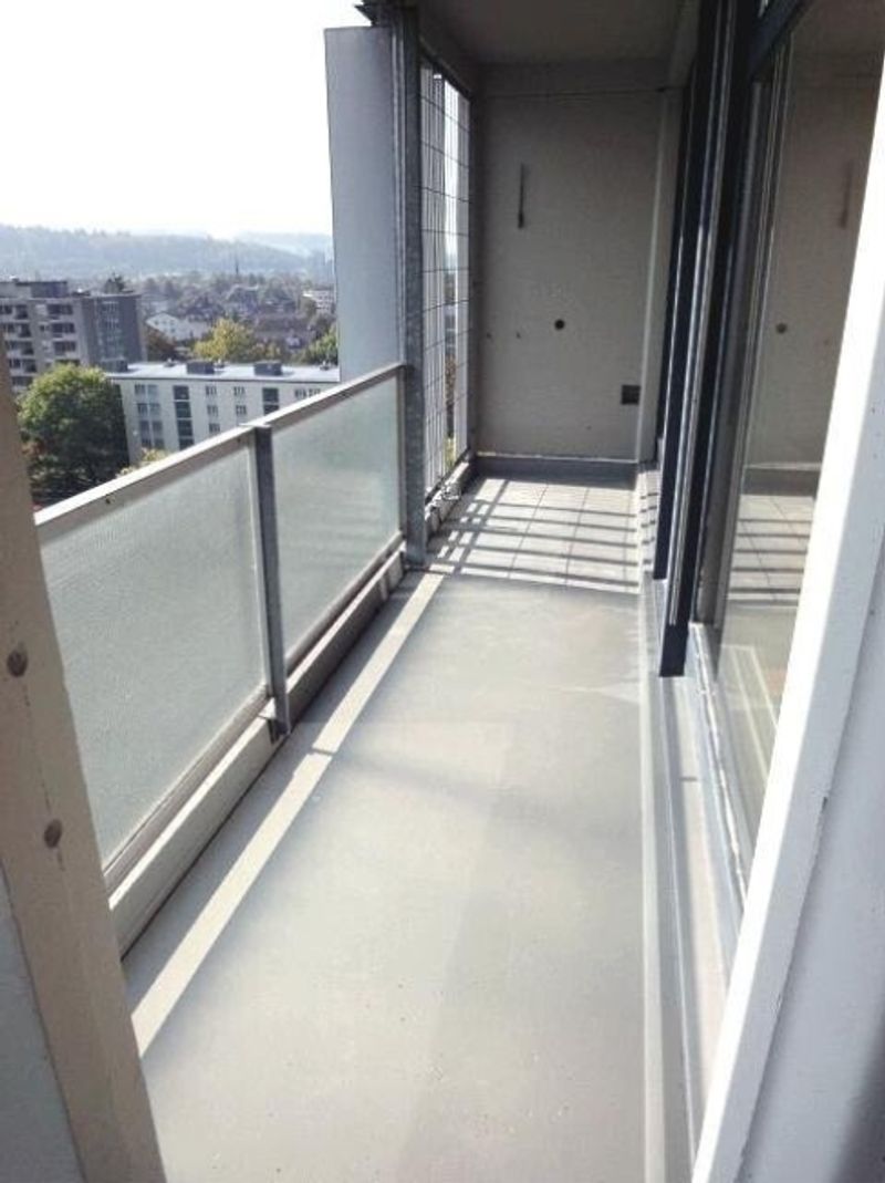 Moderne 3.5-ZW im 5. OG à 71 m² - 8