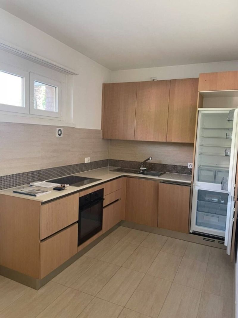 GROSSES 1,5-ZIMMER-APPARTEMENT MIT WOOHNÜSSE UND POOLNUTZUNG - 2