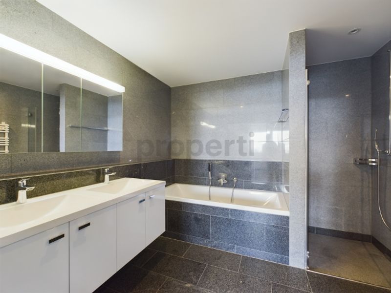 Moderne Familienwohnung mit beeindruckendem Weitblick und Minergie-Standard - 7