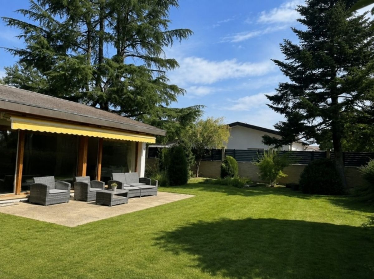 Eingeschossiges Haus zu renovieren – großes Potenzial - 0