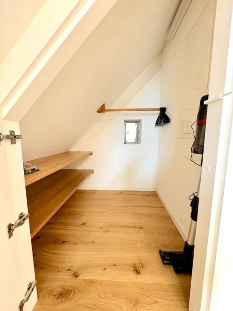 Exklusive möblierte Dachwohnung mit atemberaubender Aussicht über Zürich - 8