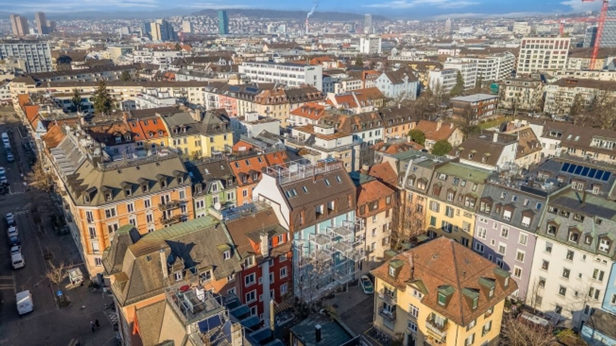 Exklusive möblierte Dachwohnung mit atemberaubender Aussicht über Zürich - 0
