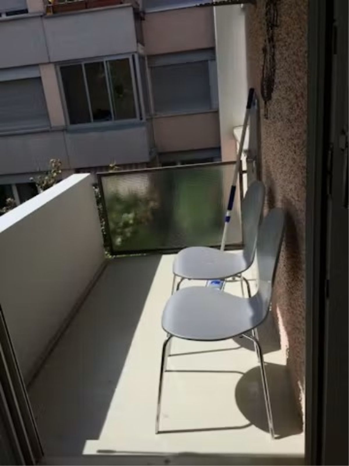 Charmante möblierte 3,5-Zimmer-Wohnung mit Balkon in Opfikon - 11