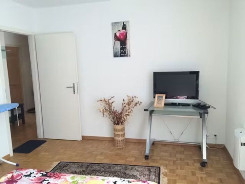 Charmante möblierte 3,5-Zimmer-Wohnung mit Balkon in Opfikon - 13