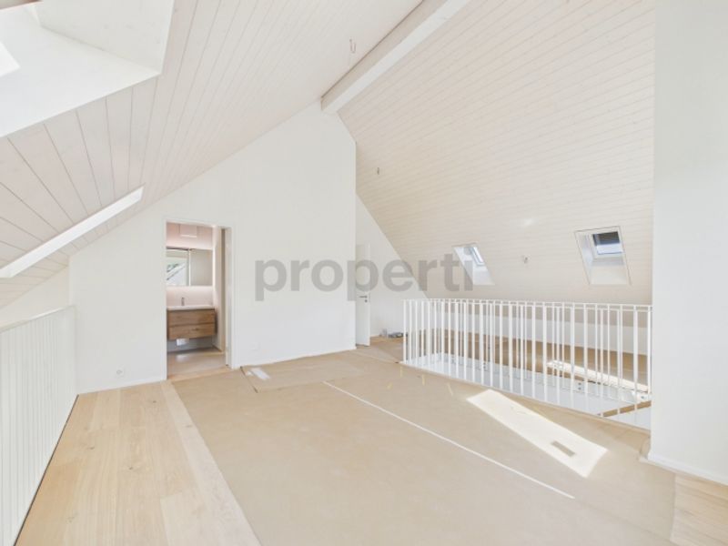 Erstbezug Exklusive 4.5-Zimmer-Galeriewohnung mit beeindruckender Raumhöhe - 8